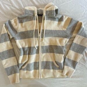 adorable striped zip-up hoodie from brandy melville!